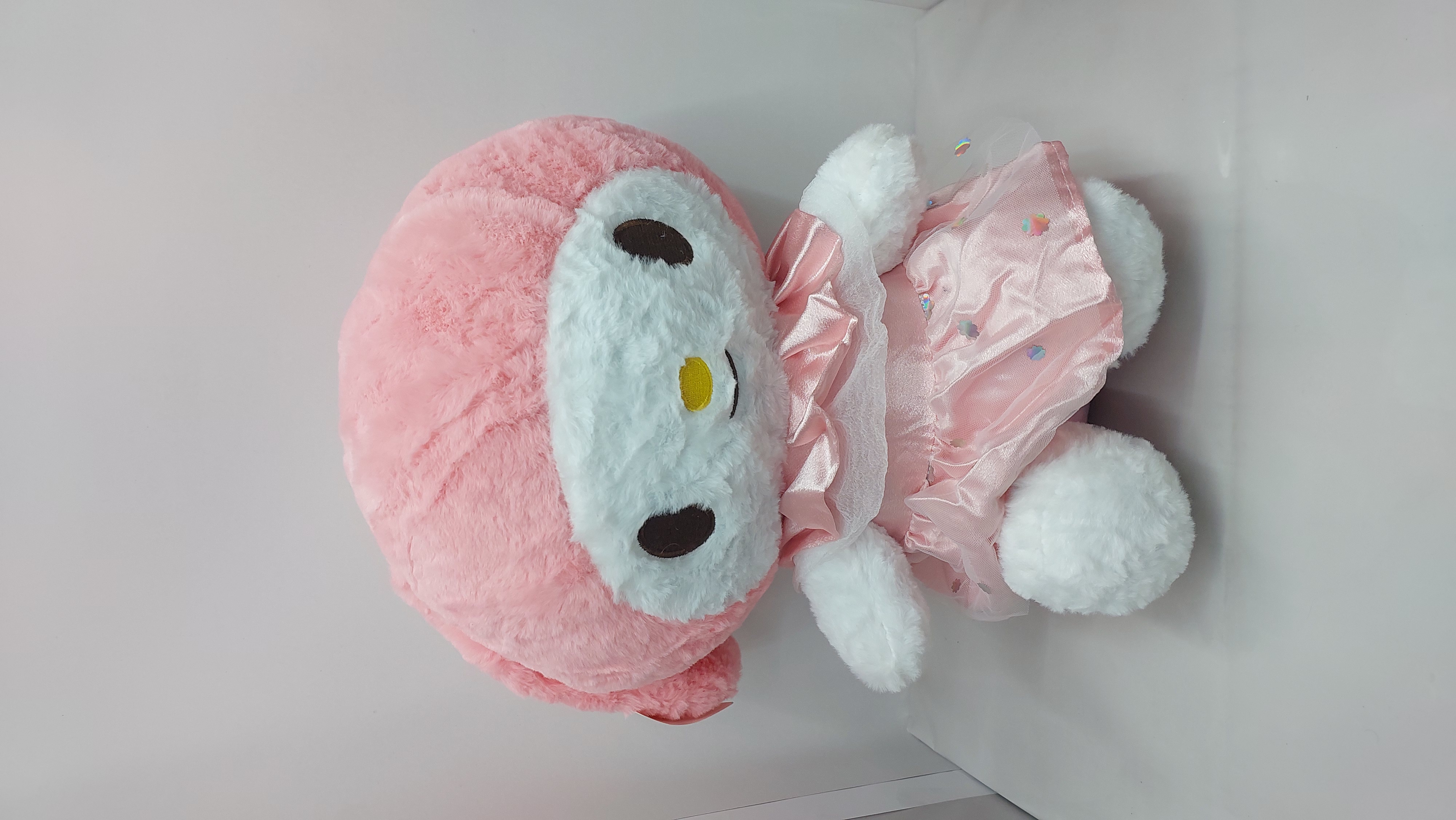 عروسک کرومی صورتی