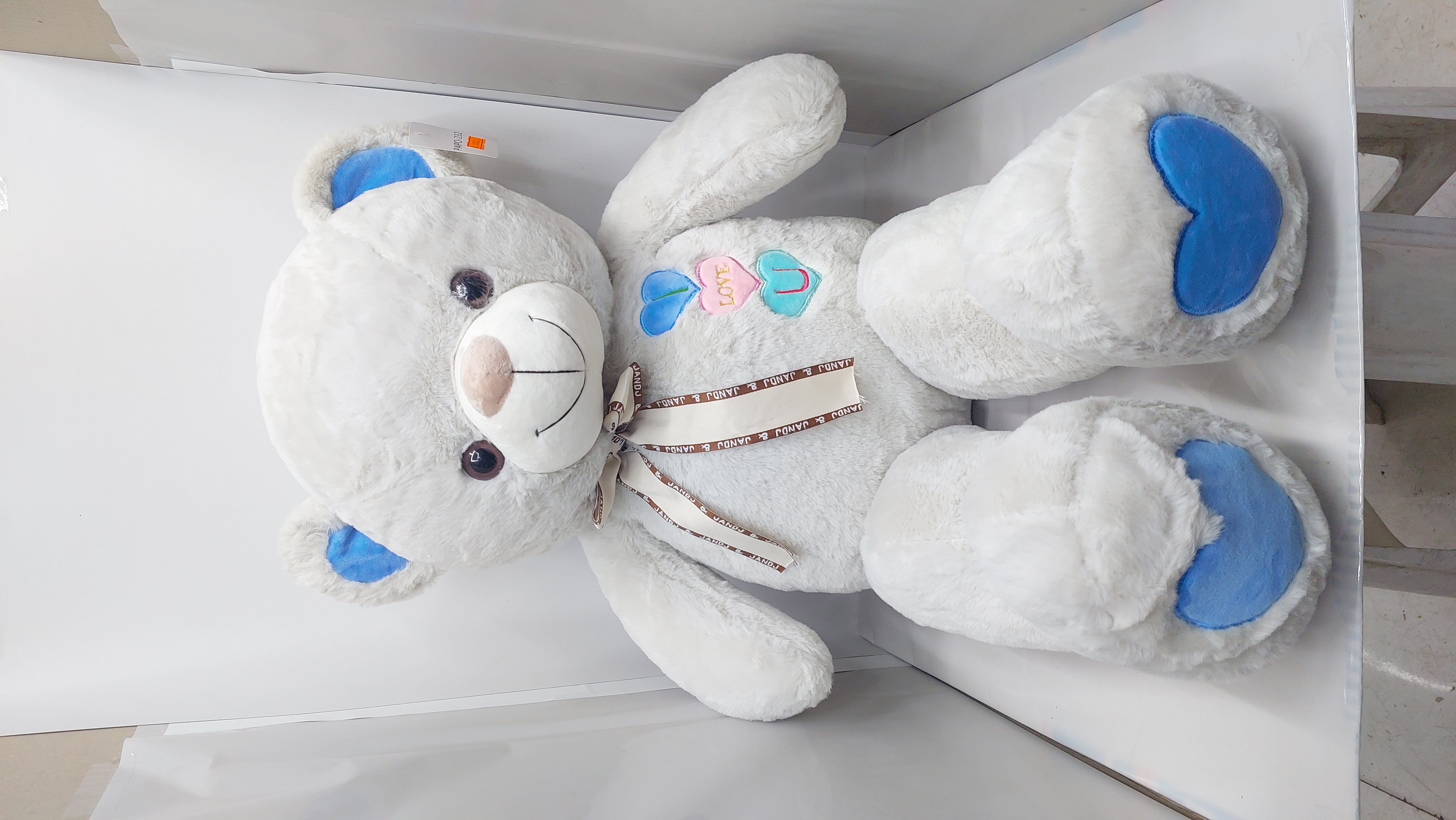 عروسک خرس مهربان