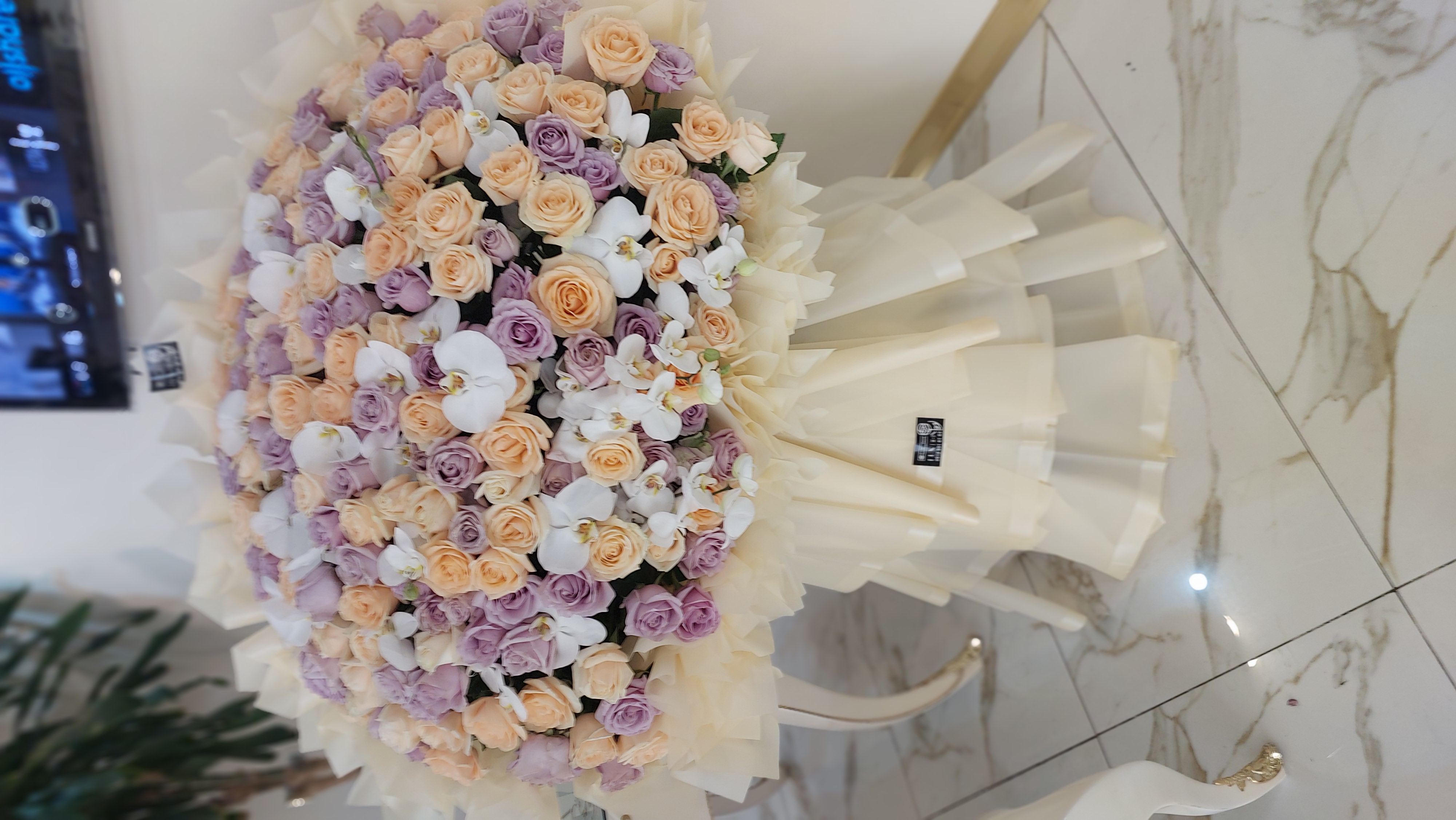 دسته گل رز کینگ