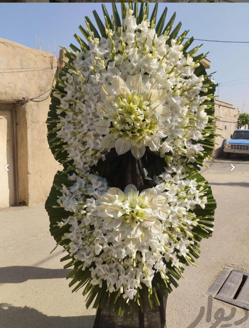 تاج گل دو طبقه