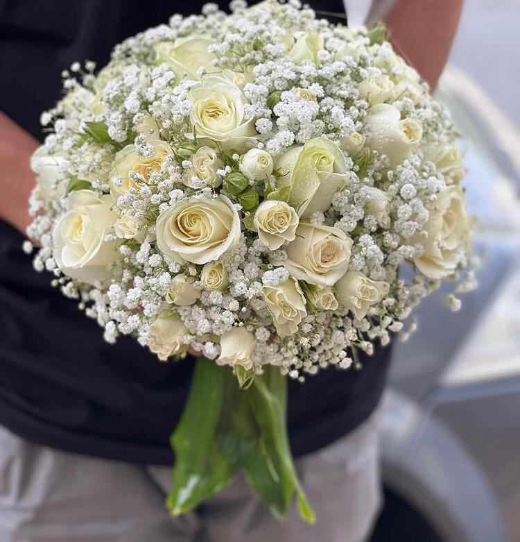 دسته گل عروس رز مینیاتوری